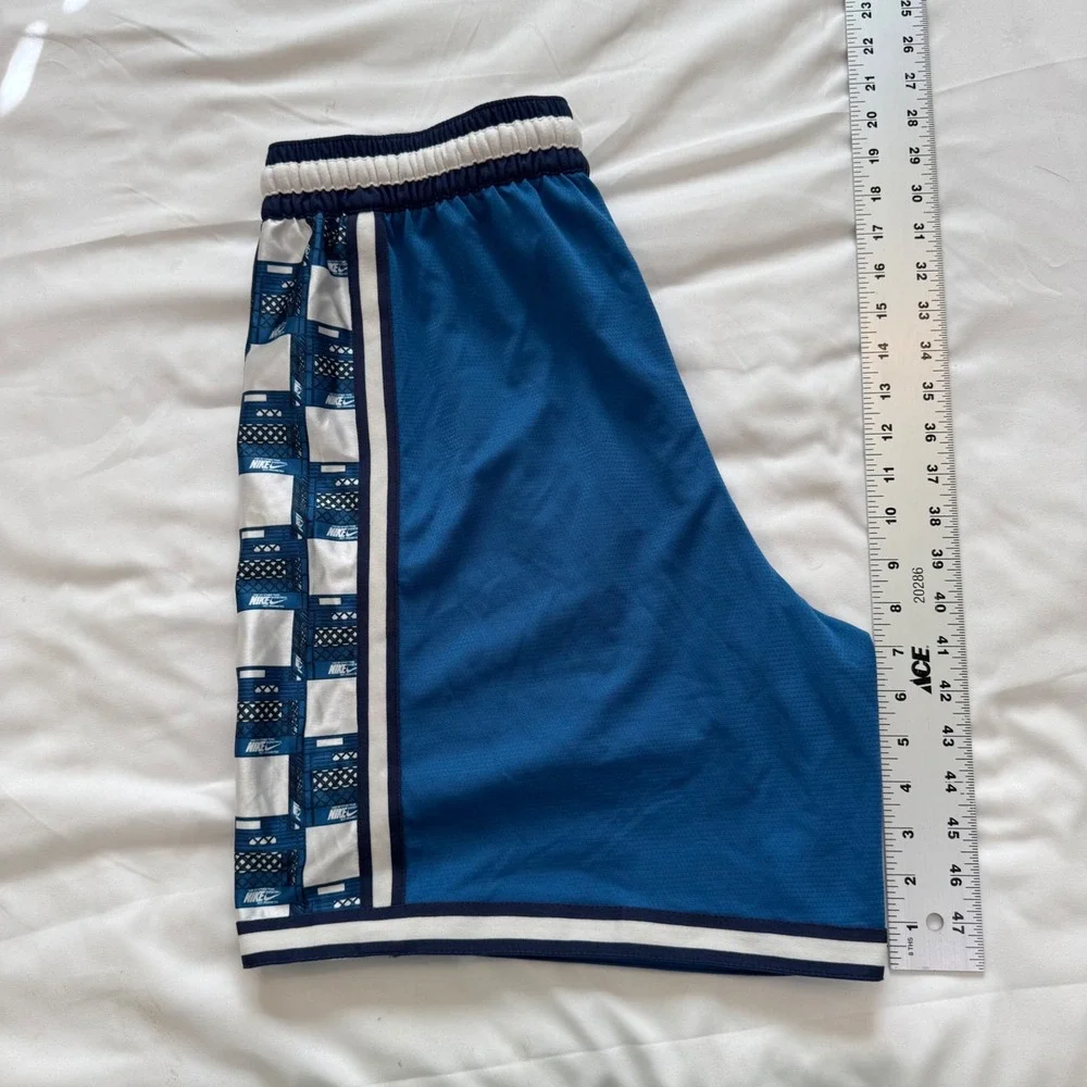 Nike Mens Royal Blue Milk Crate Graphic Mesh Basketball Shorts Zipper Pockets
